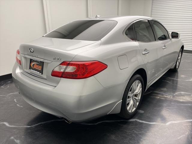 2011 infiniti m37x base