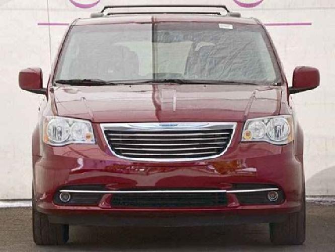 2013 chrysler town & country touring in lake worth, fl