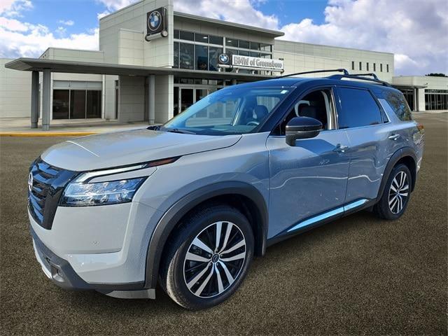 2024 nissan pathfinder platinum