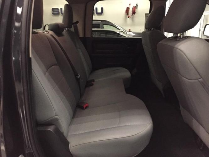 2017 ram ram pickup 1500 express 4x4 express 4dr crew cab 5.5 ft. sb pickup for sale in bridgeport, west virginia