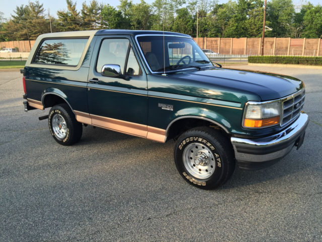 1994 bronco only 83k actual miles! 5.8 liter v8 tow package leather excellent!