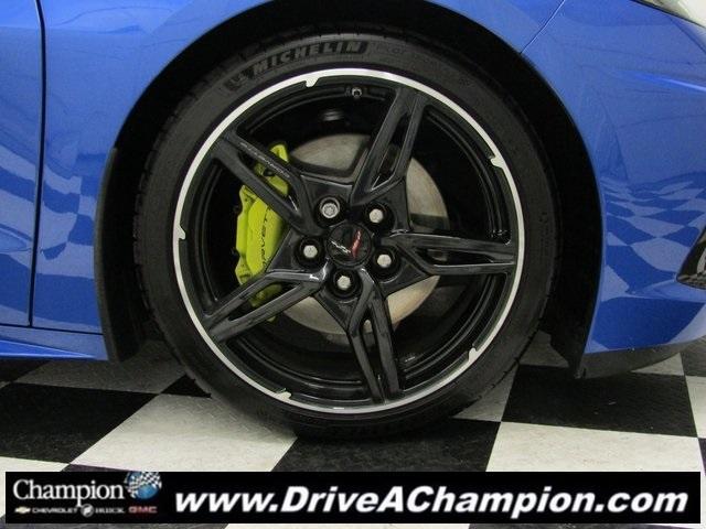 2022 chevrolet corvette stingray w/2lt