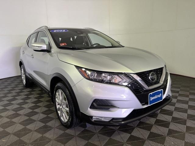 2022 nissan rogue sport sv