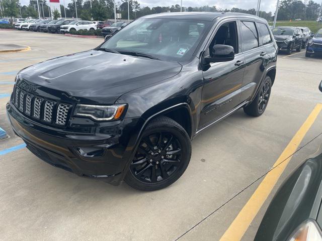 2022 jeep grand cherokee laredo