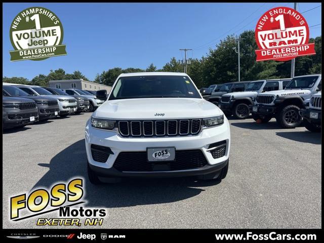 2023 jeep grand cherokee laredo 4x4