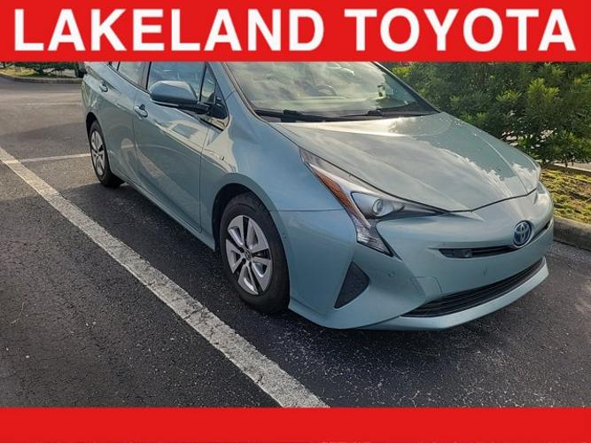 used 2018 toyota prius two eco