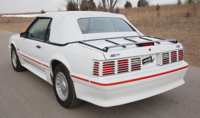1987 ford mustang gt convertible, 5.0 v8 automatic, only 18,890 miles, perfect