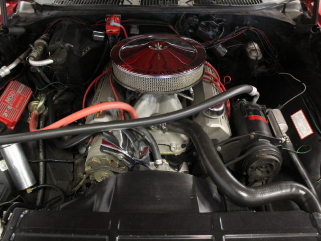 built 400 v8, th350 auto, cold a/c, ps, front disc, really clean - awesome look!