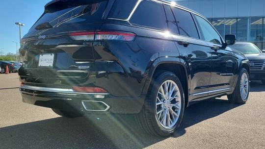 2022 Jeep Grand Cherokee