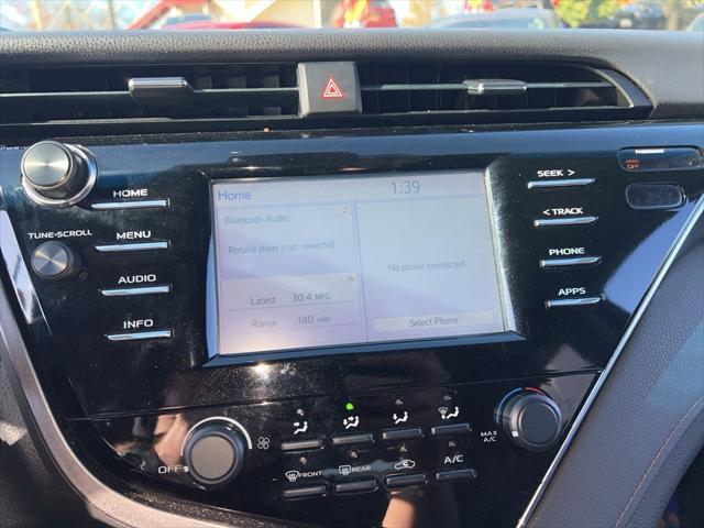2018 toyota camry le