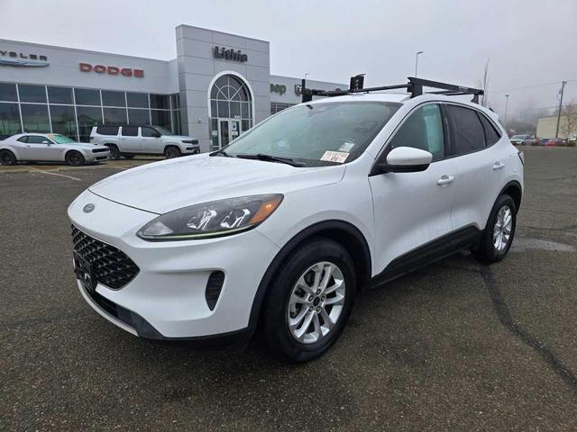2020 ford escape se