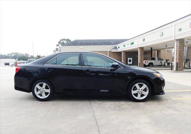 2012 toyota camry se
