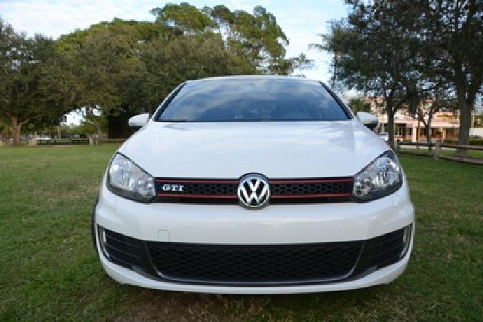 obo 2011 volkswagen vw gti manual 2dr hatchback low miles in fort lauderdale, fl