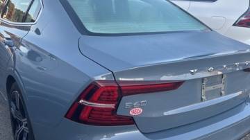 2022 volvo s60 b5 inscription