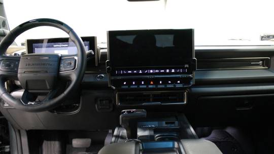 2024 GMC Hummer EV