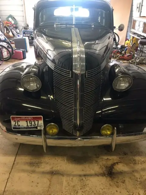 1937 pontiac silver streak