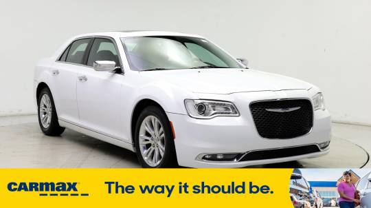 2017 Chrysler 300
