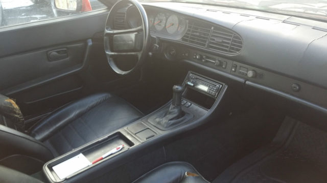 1987 porsche 944 non turbo, very low miles,runs excellent. low res.bid to buy!