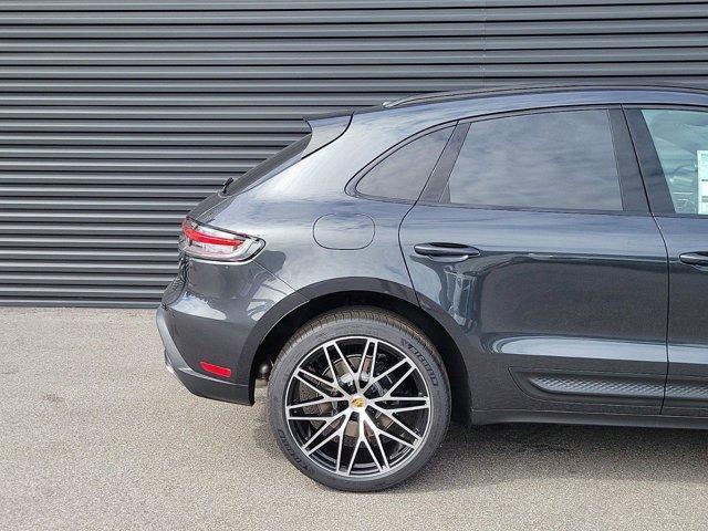 2024 porsche macan