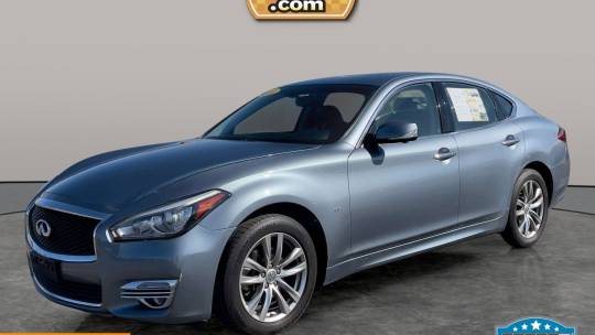 2018 Infiniti Q70
