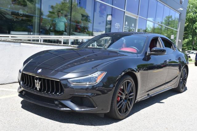 2021 maserati ghibli s q4 gransport, red interior, clean carfax, cpo eligible!!!