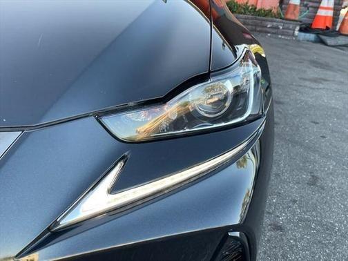 2020 lexus is 350