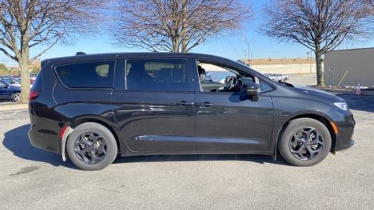 2022 chrysler pacifica hybrid limited