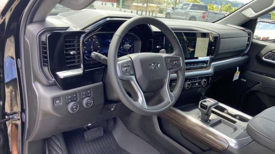 new 2024 chevrolet silverado 1500 rst crew cab short bed 4wd