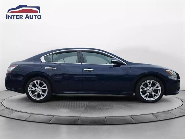 2014 nissan maxima sv