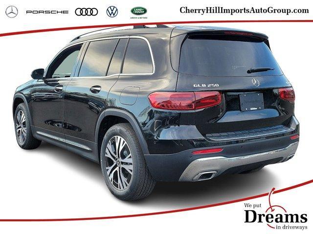 2024 mercedes-benz glb 250 base 4matic