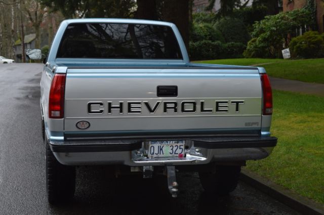 1989 chevy silverado k2500 extended cab 4x4 long bed 5.7 v8 only 45,169 miles!!!