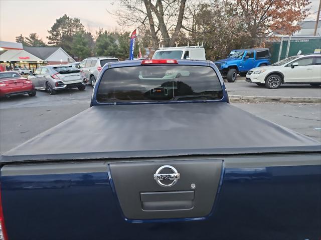2011 nissan frontier sv
