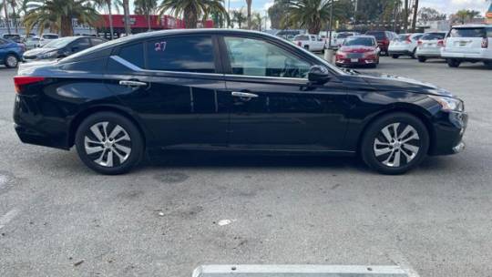 2020 Nissan Altima