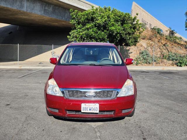 2011 kia sedona lx