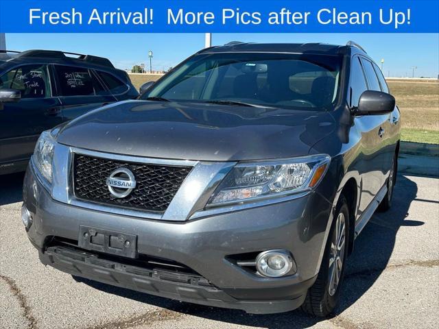 2016 nissan pathfinder sv