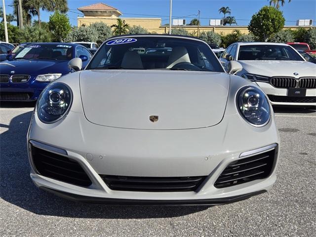 2019 porsche 911 carrera s