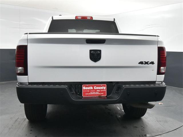 2022 ram 1500 classic warlock crew cab 4x4 5'7' box
