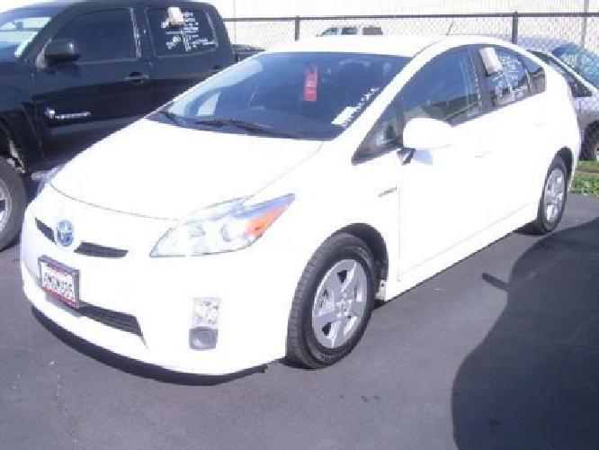 2010 toyota prius three w/ nav. in san rafael, ca