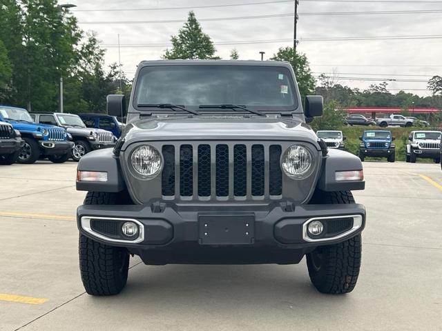 2023 jeep gladiator sport