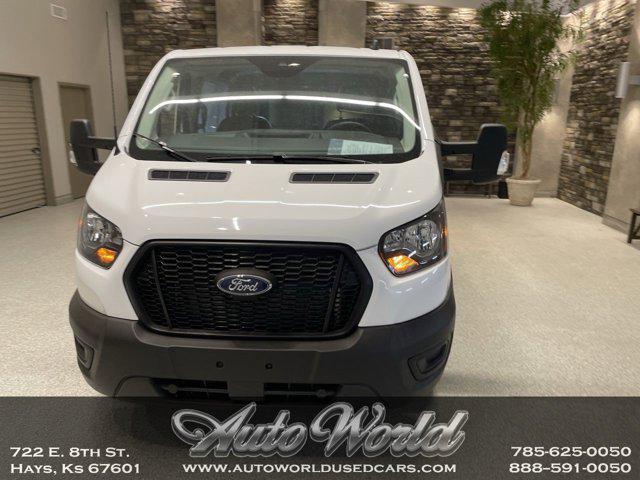 2023 ford transit-150 base