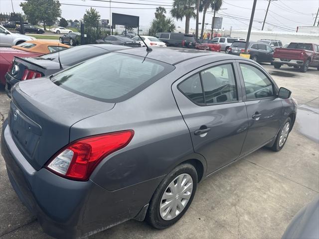2017 nissan versa s