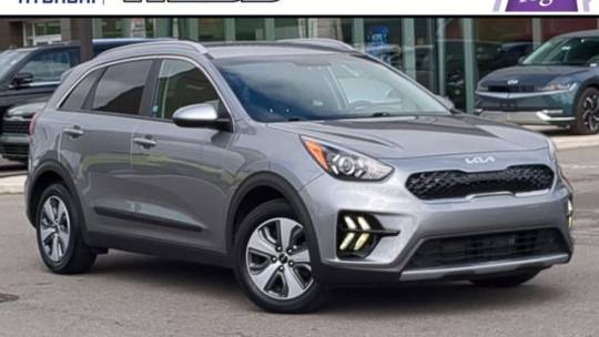 2022 kia niro lx