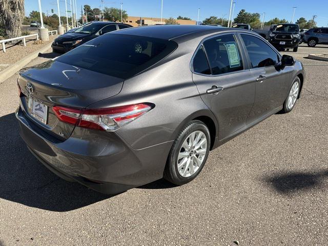 2018 toyota camry le