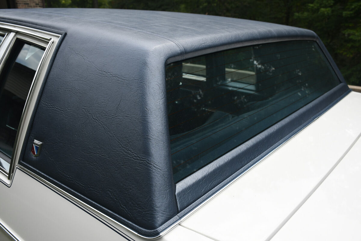 1984 buick electra park avenue, two door coup, one owner, clean title