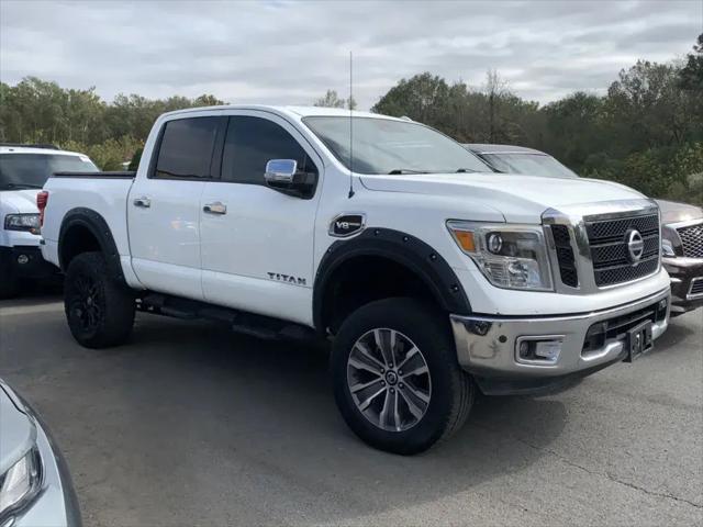 2017 nissan titan sl