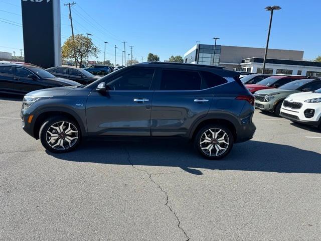 2021 kia seltos sx