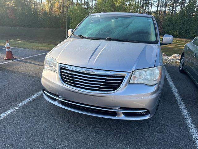 2014 chrysler town & country touring