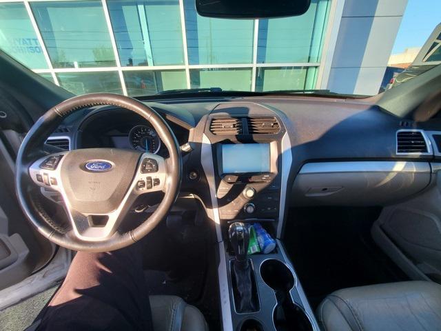 2014 ford explorer xlt