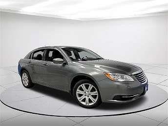 2013 chrysler 200 lx
