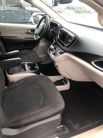 2020 chrysler pacifica touring
